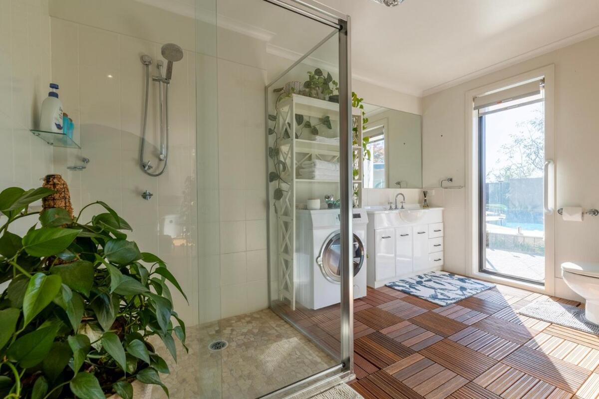 Guest Suite In Duffy Weston Creek Bagian luar foto