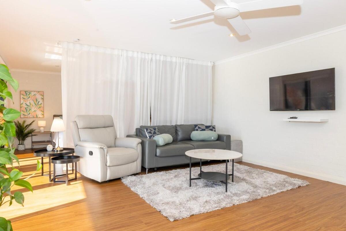 Guest Suite In Duffy Weston Creek Bagian luar foto